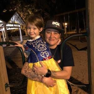 Meet your Posher, Casey